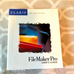 Clarins FileMaker Pro User's Guide - Multicolor